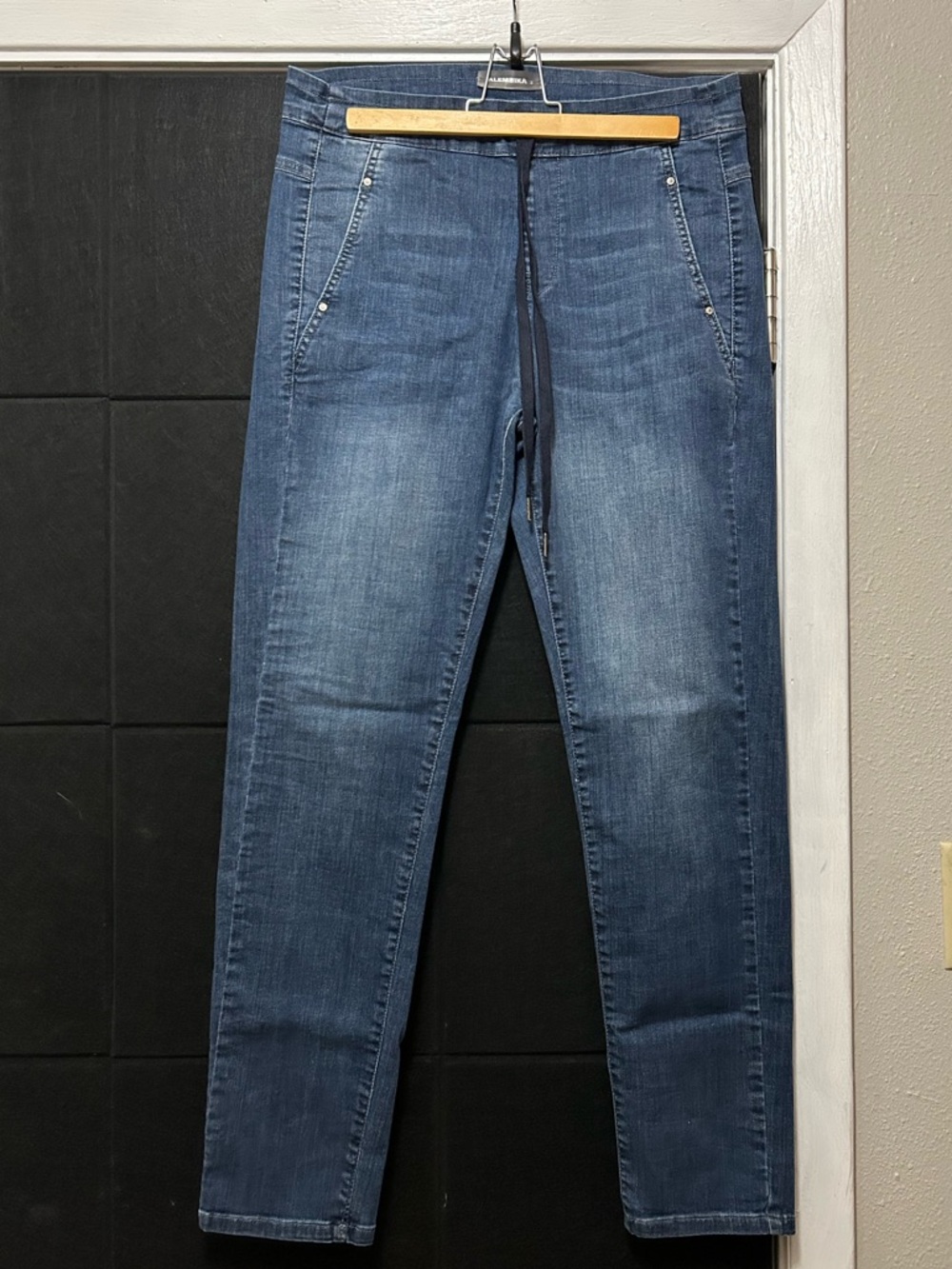Alembika Ventura Drawstring Pant, Size 2 (US 8-10 equivalent) Jeans Denim